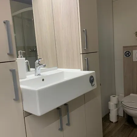 Privat * Balatonszabadi
