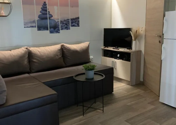 Privat Apartament Balatonszabadi Fürdőtelep